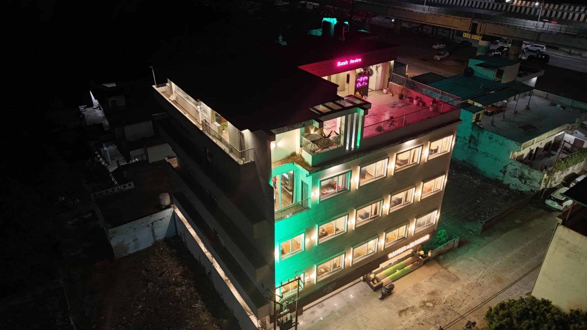 Ganges Blossam - A Four Star Luxury Hotel & Resort 哈里瓦 外观 照片