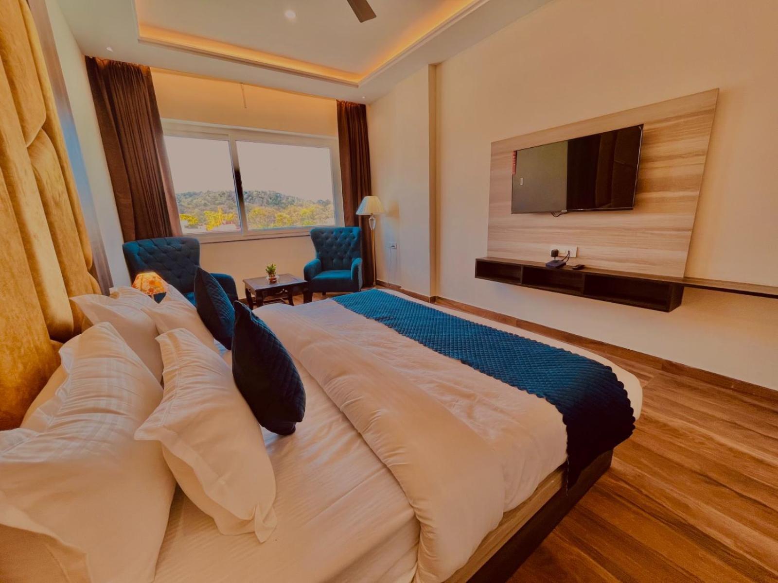 Ganges Blossam - A Four Star Luxury Hotel & Resort 哈里瓦 外观 照片